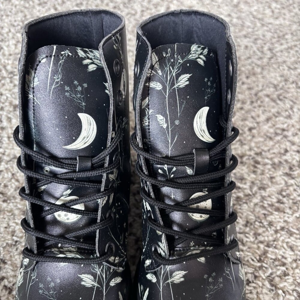 Rogue + Wolf  Twilight Garden Boot Vegan Leather Doc-Style Black Girls Size 4.5 - Picture 4 of 14